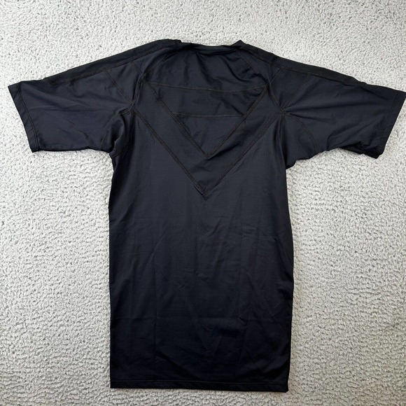 DFND Recovery Compression Training Short Sleeve Shirt Running Black Men’s Large - Picture 10 of 12